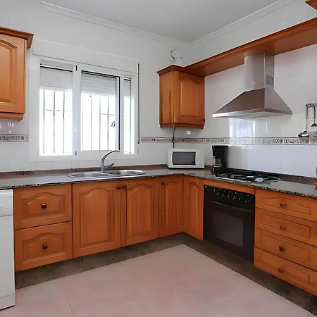 Con Piscina Privada Y Barbacoa Solo Familias * Conil De La Frontera
