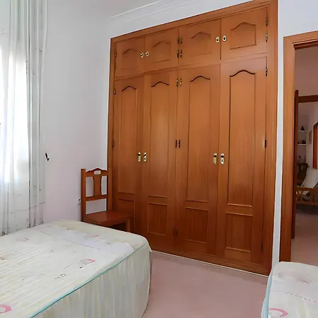 Con Piscina Privada Y Barbacoa Solo Familias Holiday home